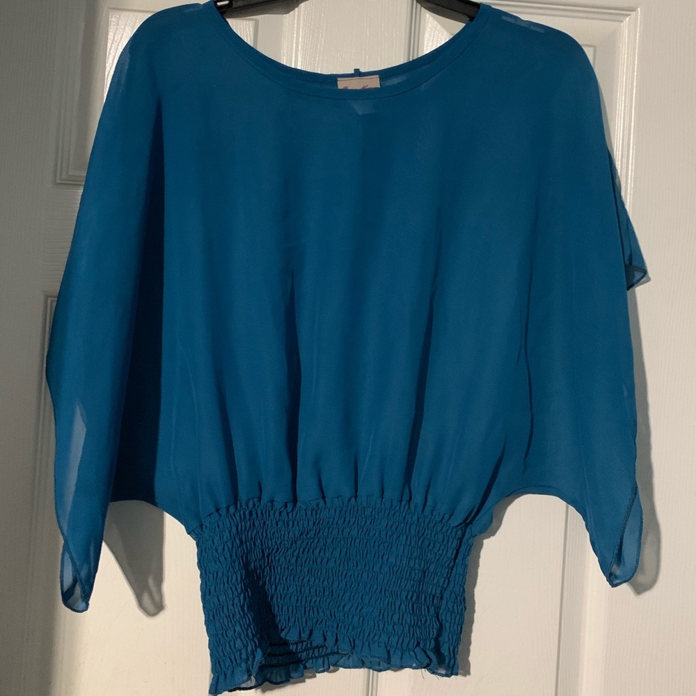 BLUE SHIRT